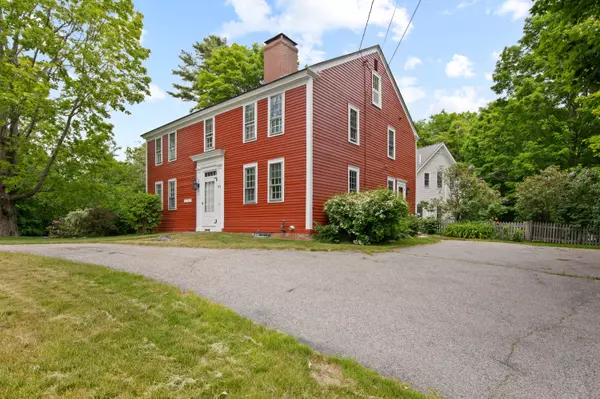 North Yarmouth, ME 04097,392 Walnut Hill RD