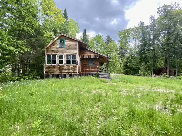 426 E Cottage RD, Portage Lake, ME 04768