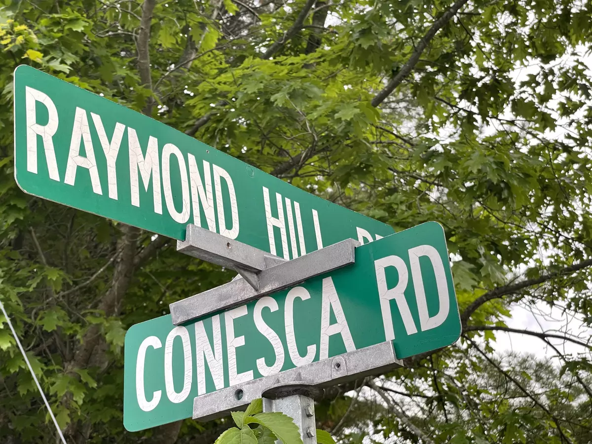 Raymond, ME 04071,4 Conesca RD