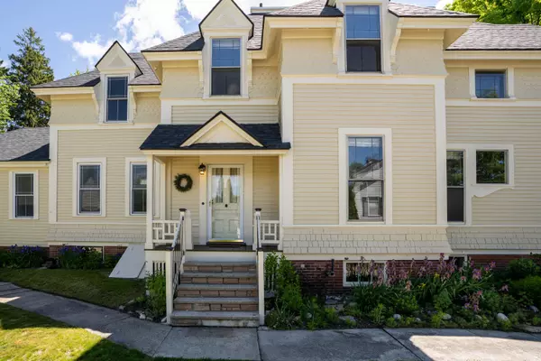 Brunswick, ME 04011,46 Pleasant ST