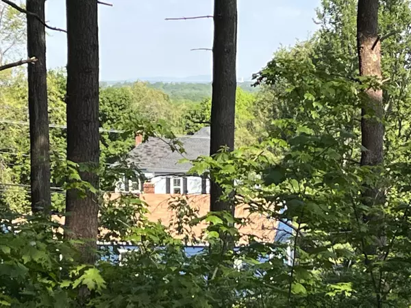 South Portland, ME 04106,760 Highland AVE