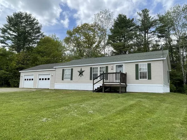 325 Stream RD, Winterport, ME 04496