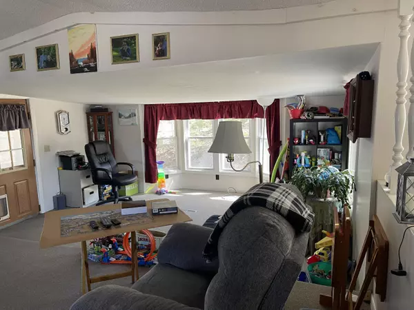 Mexico, ME 04257,140 Swett AVE