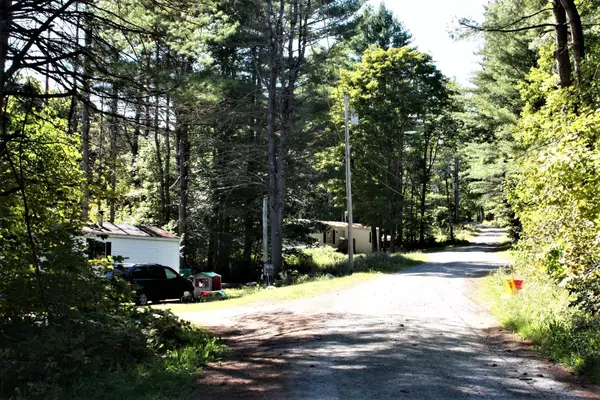 Mount Vernon, ME 04352,1 Dunns Corner Road RD #25