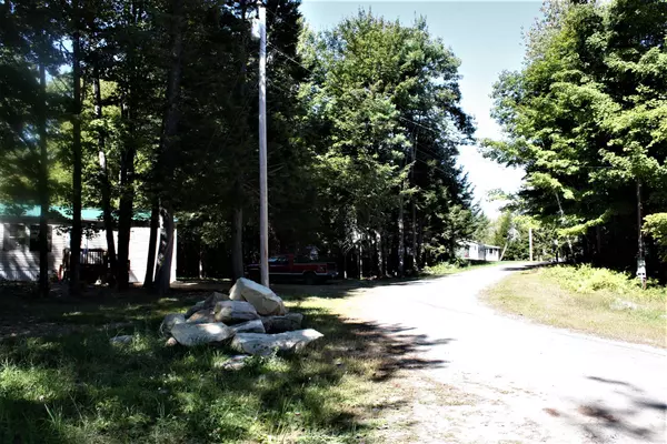 Mount Vernon, ME 04352,1 Dunns Corner Road RD #25