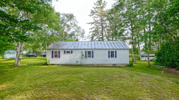 Madison, ME 04950,962 E East Madison RD