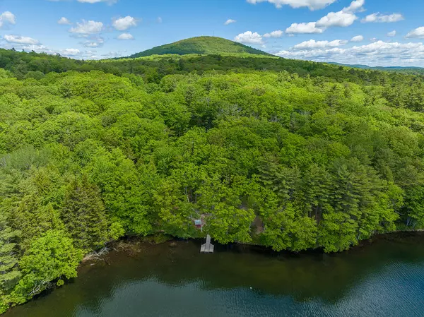 Hope, ME 04847,67 Meadow LN