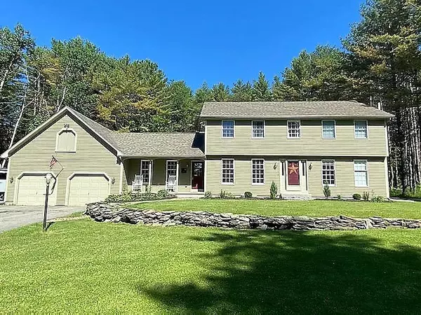 93 Monroe RD, Hampden, ME 04444