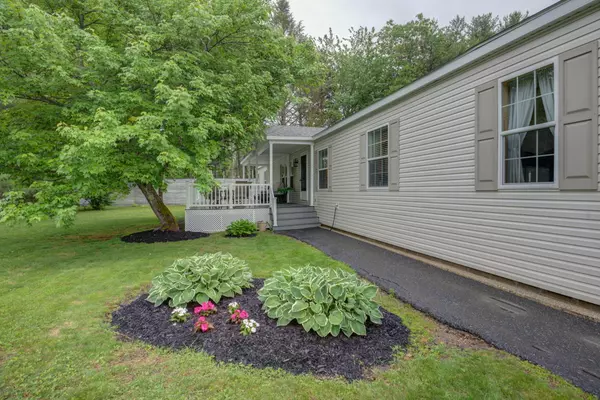 Brunswick, ME 04011,32 Young AVE