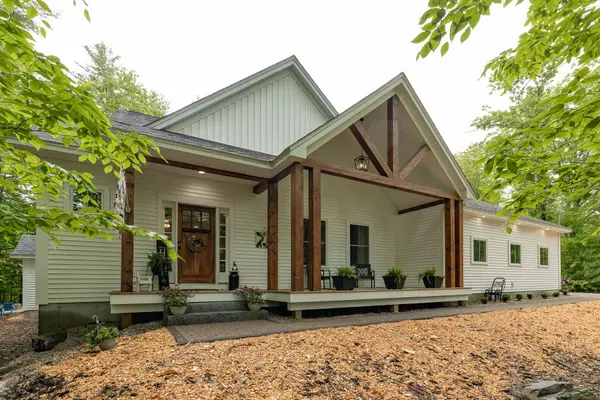 Kittery, ME 03904,18 Applewood WAY