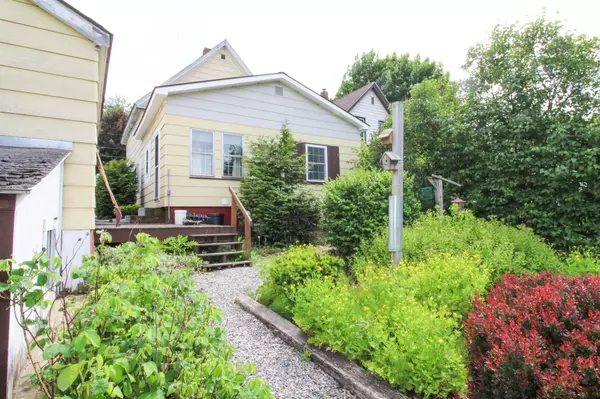 Rumford, ME 04276,16 Smithville RD