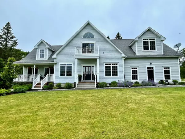 Hermon, ME 04401,536 Blackstream RD