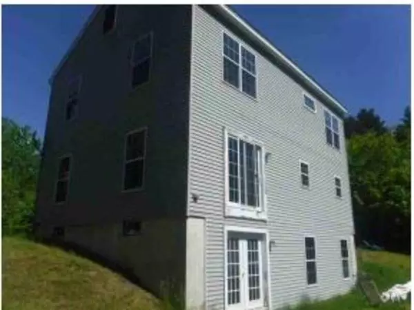 Saint George, ME 04860,41 Boulder Hill RD