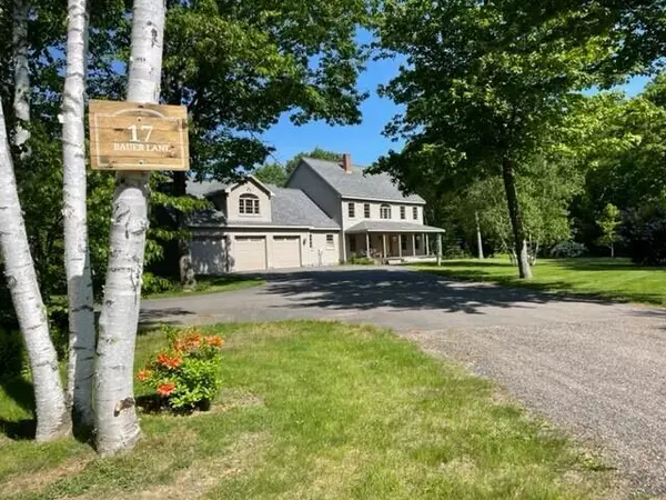 17 Bauer LN,  Bowdoin,  ME 04287