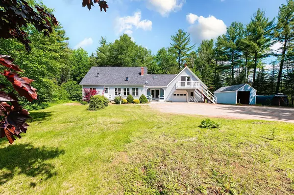 Kingfield, ME 04947,414 Main ST