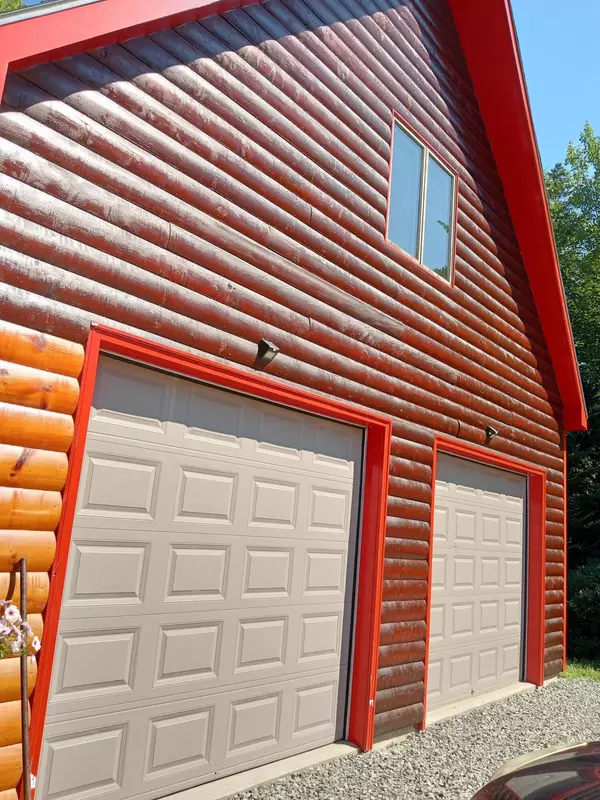 Trenton, ME 04605,925 Oak Point RD