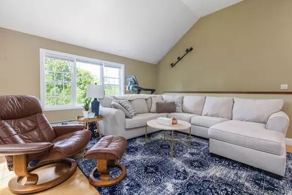 Naples, ME 04055,60 Turcotte DR