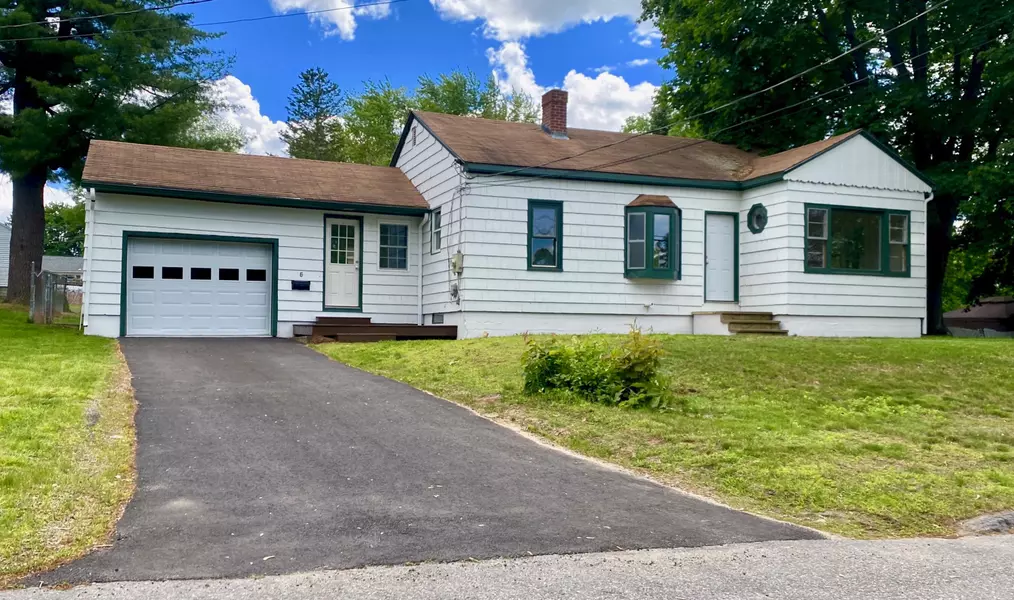 5 Hewey ST, Lisbon, ME 04252