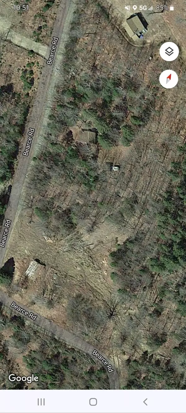 206 Bearce RD, Lakeville, ME 04487