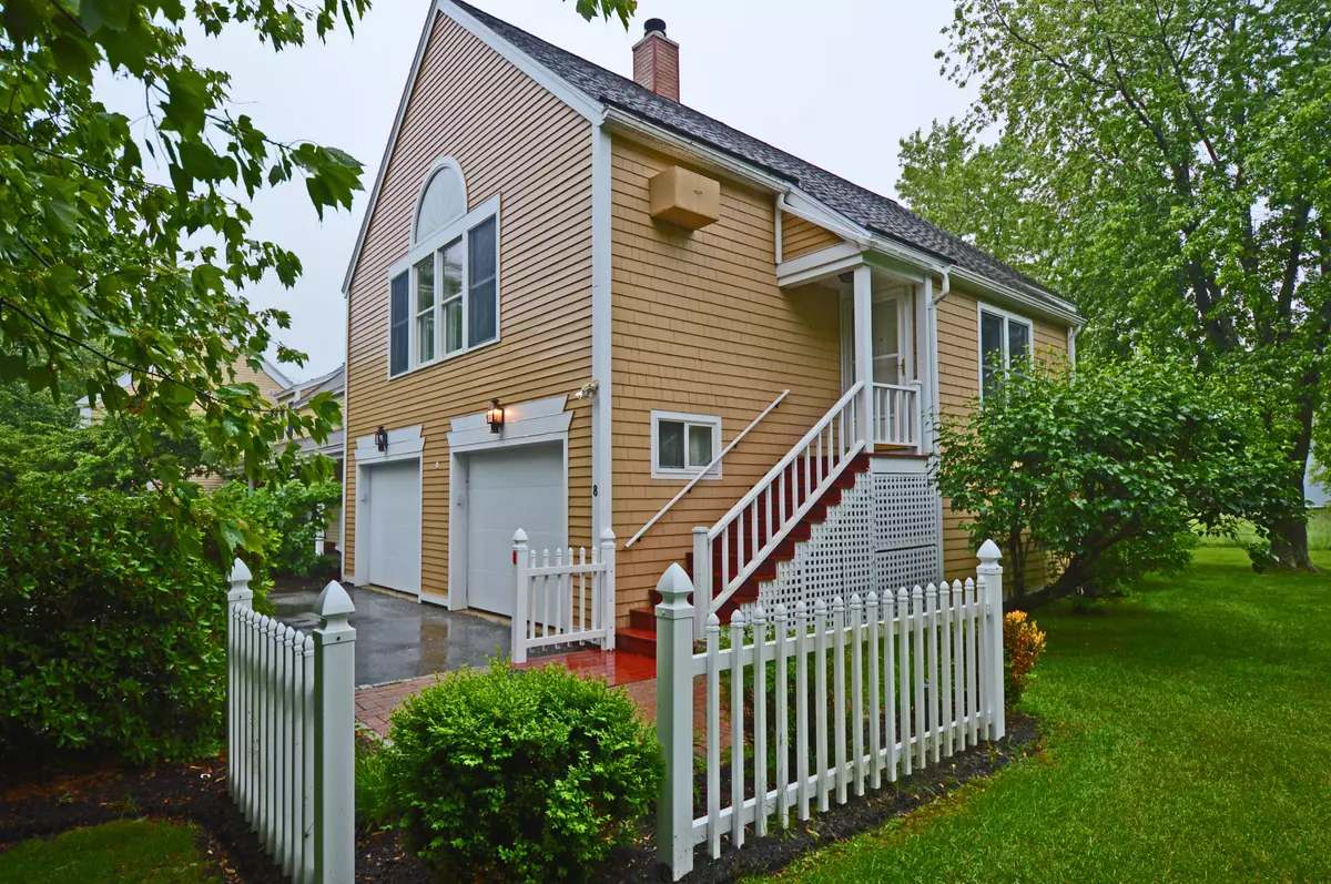 Kennebunk, ME 04043,8 Benjamin Hubbard LN #4