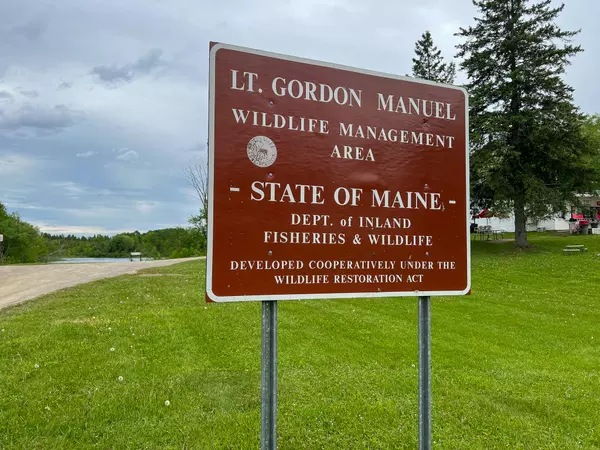 Cary Plt, ME 04471,10 Oliver Road