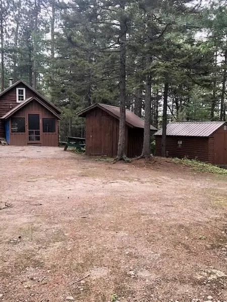 16 Pass RD, Eustis, ME 04936