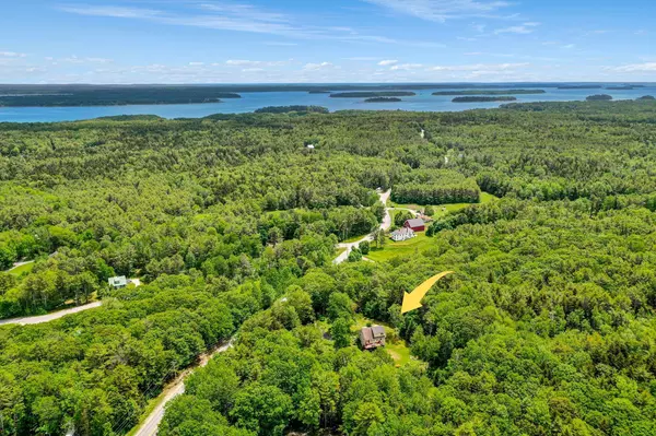 Freeport, ME 04032,82 Flying Point RD