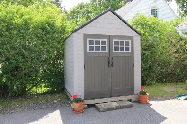 Waterville, ME 04901,20 Brooklyn AVE