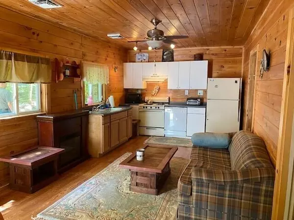 Naples, ME 04055,13 Busy Bee RD