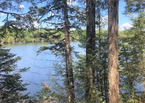 Sebec, ME 04426,75 Garland Pond RD