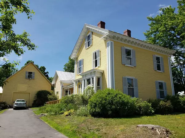 25 Main ST, Norridgewock, ME 04957