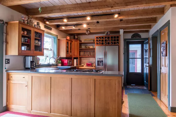 Minot, ME 04258,110 Jackass Annie RD