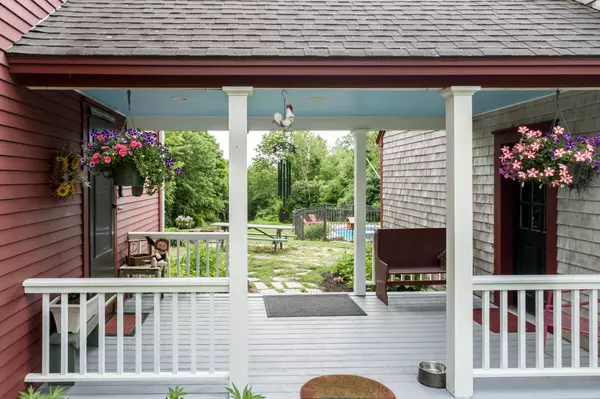 Minot, ME 04258,110 Jackass Annie RD