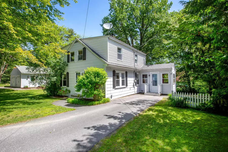 189 Woodside RD, Brunswick, ME 04011