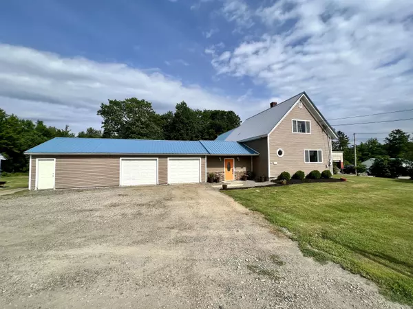 262 Newport RD, Corinna, ME 04928