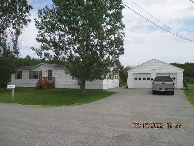 Sabattus, ME 04280,37 Chris AVE