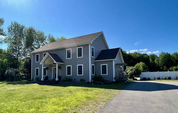 474 Hudson RD, Corinth, ME 04427