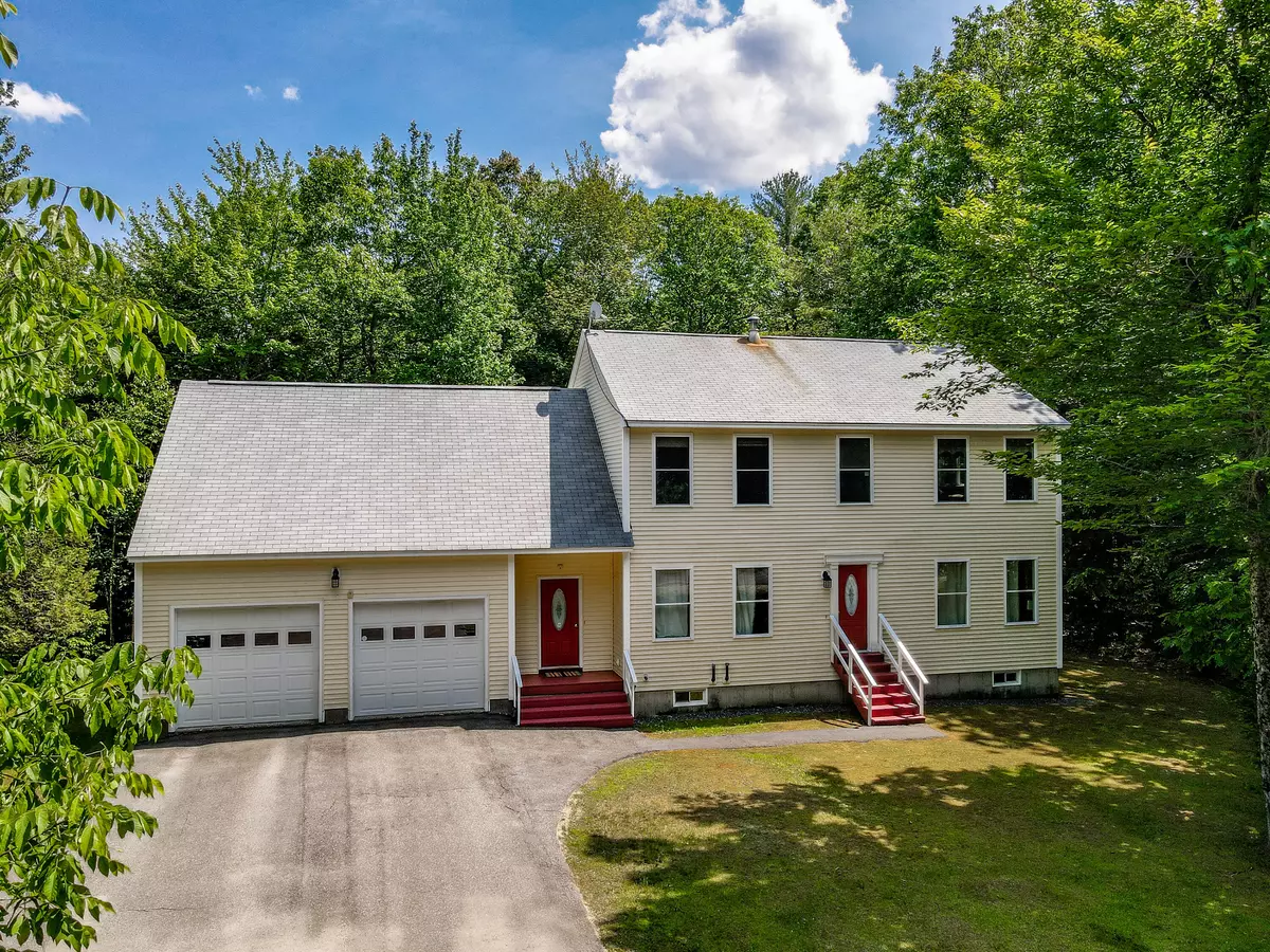 Oakland, ME 04963,127 Mary LN