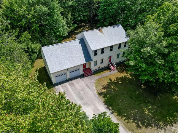 Oakland, ME 04963,127 Mary LN