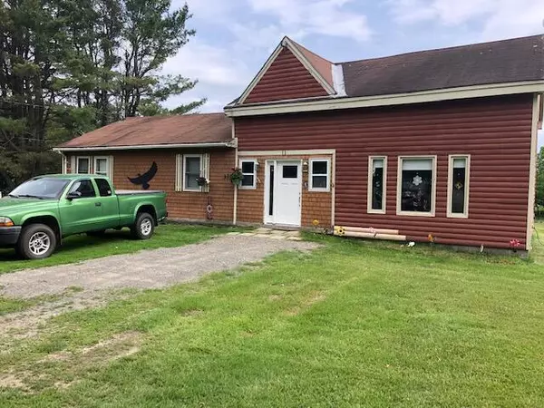 Atkinson, ME 04426,315 Range RD