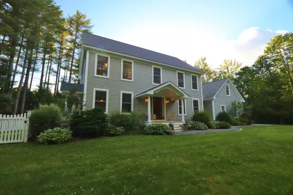 46 Frances DR, Hampden, ME 04444