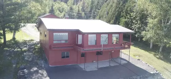 328 Cleveland RD, Saint Agatha, ME 04772