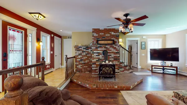 Monmouth, ME 04265,551 Wilson Pond RD