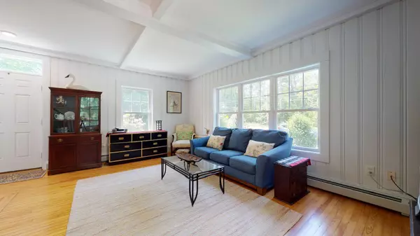 Richmond, ME 04357,445 River RD