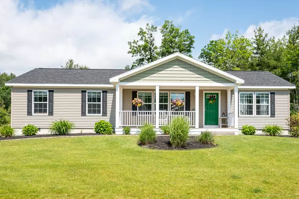 North Berwick, ME 03906,71 Country WAY