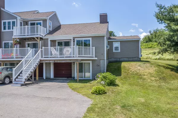 11 Riverview DR #A, North Berwick, ME 03906