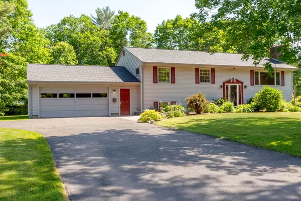 Brunswick, ME 04011,32 Meadowbrook RD