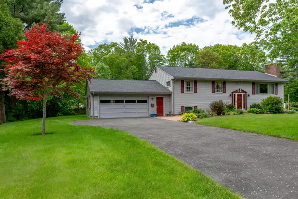 Brunswick, ME 04011,32 Meadowbrook RD