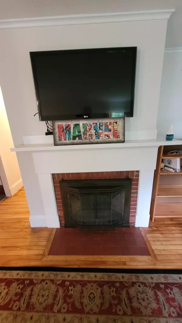 Orono, ME 04473,389 College AVE