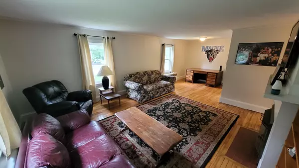 Orono, ME 04473,389 College AVE